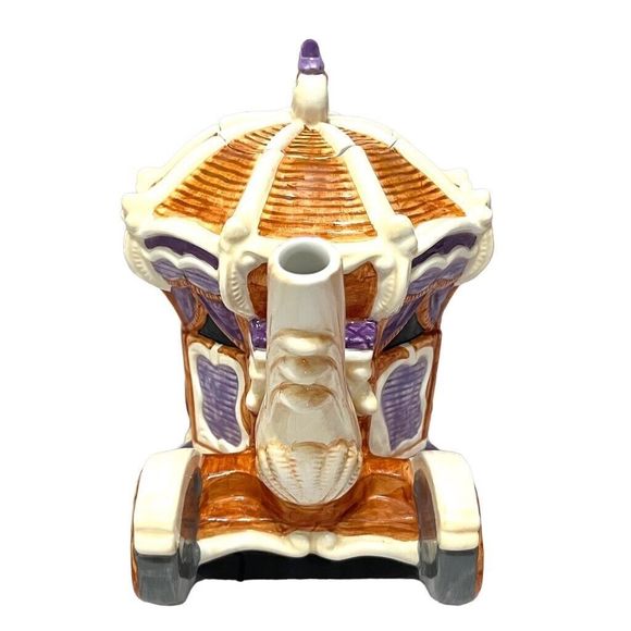 Disney Department 56 Cinderella's Carriage Teapot - Picture 5 of 11